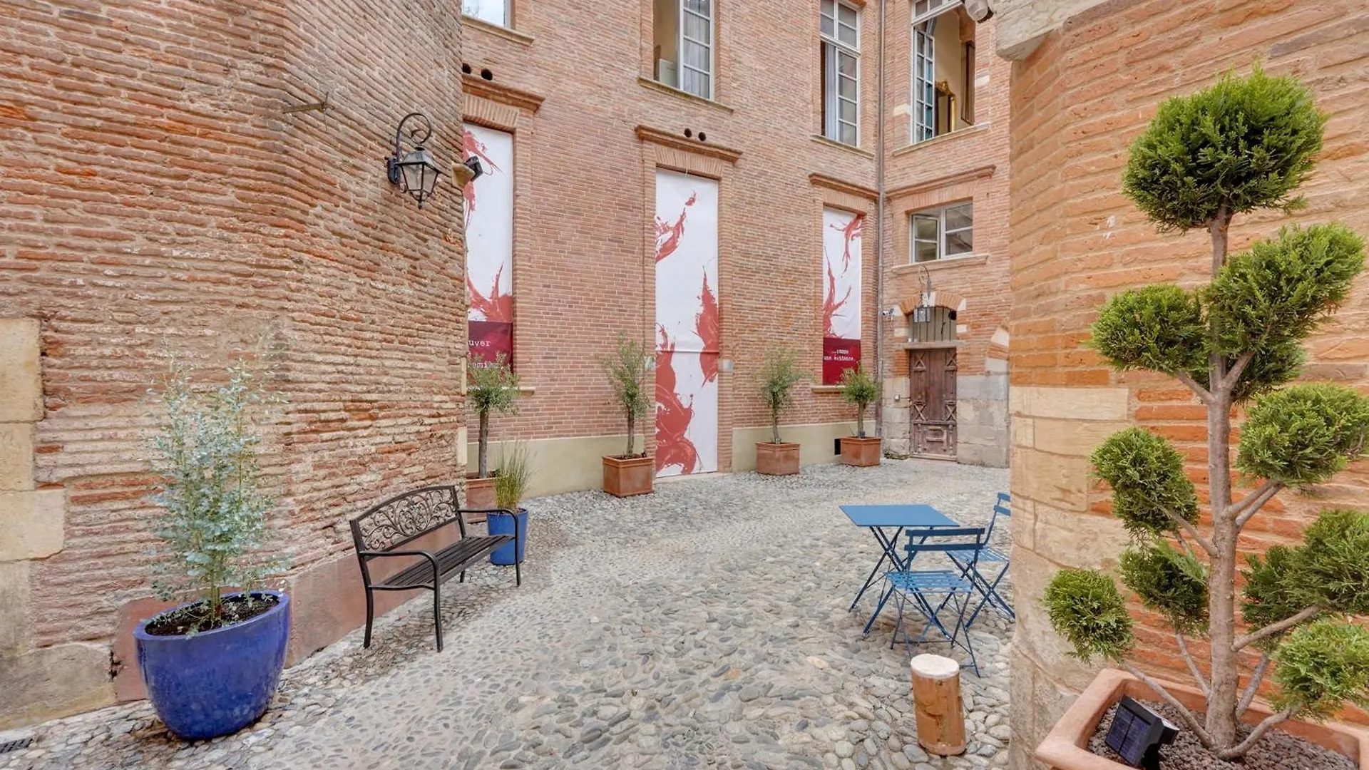 Les Relais Du Capitole - Appartements D'Hotes Toulouse 0*,  France