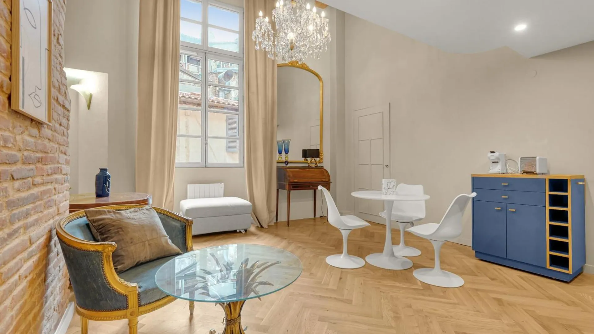 Les Relais Du Capitole - Appartements D'Hotes Toulouse France