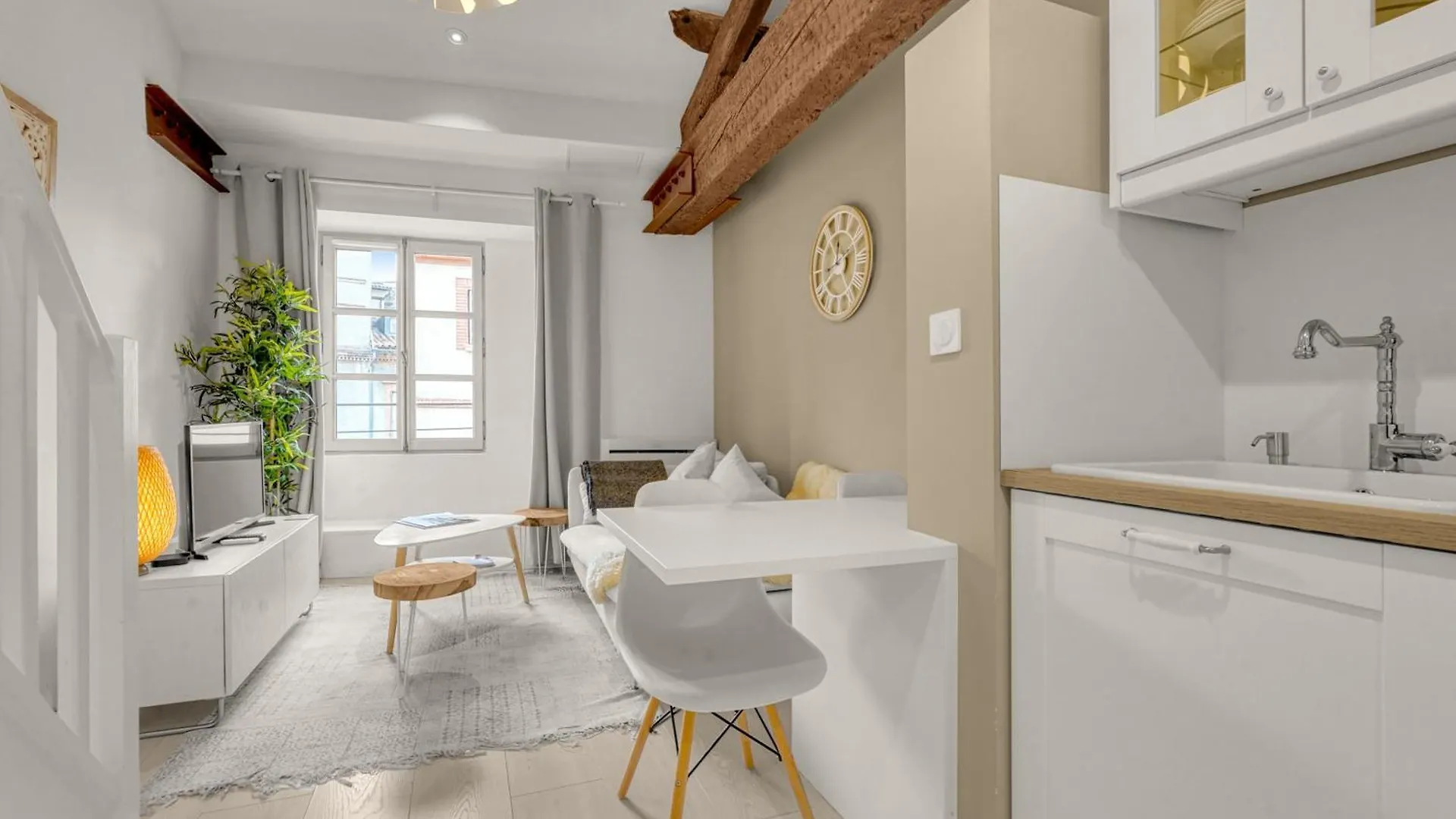 Apartment Les Relais Du Capitole - Appartements D'Hotes Toulouse